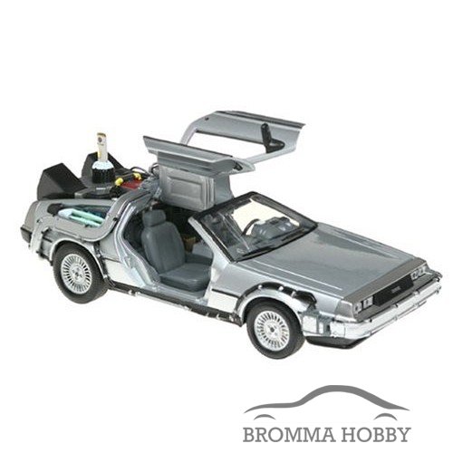 DeLorean - Back to the Future II - Click Image to Close