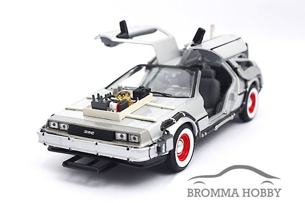 DeLorean - Back to the Future III - Klicka på bilden för att stänga