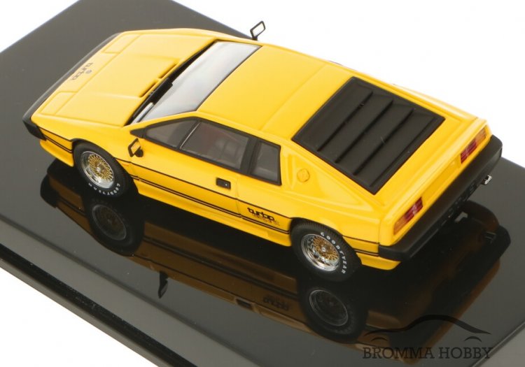 Lotus Esprit Turbo (1979) - Klicka på bilden för att stänga