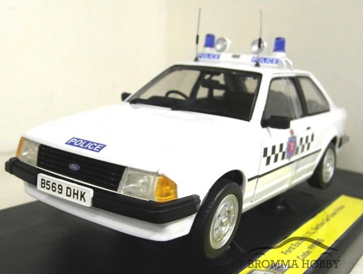 Ford Escort 1.1L - Essex POLICE - Click Image to Close