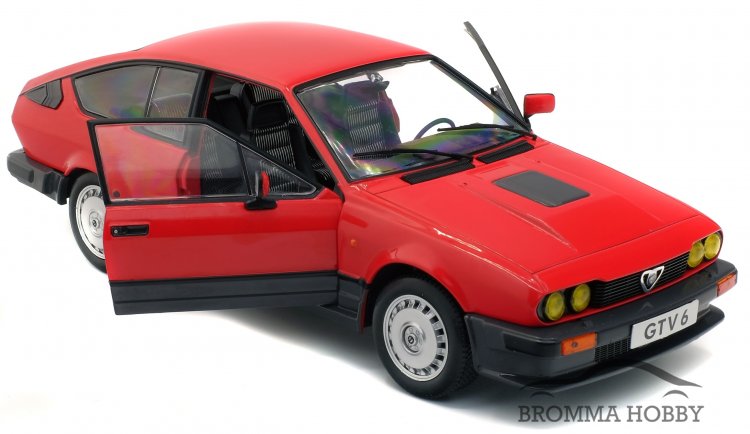 Alfa Romeo GTV 6 (1984) - Klicka på bilden för att stänga