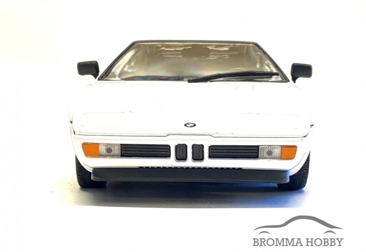 BMW M1 - Click Image to Close