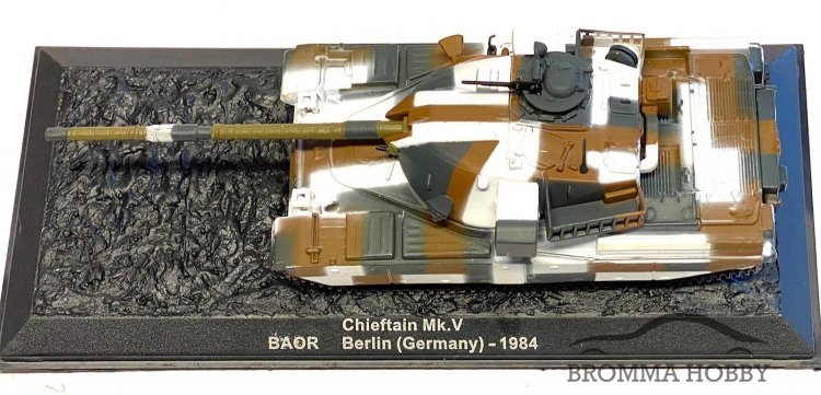 Cheftain Mk. V - Berlin 1984 BAOR - Click Image to Close