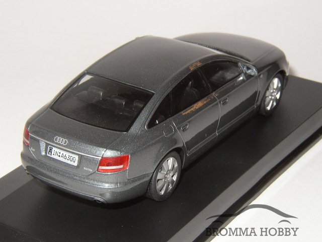 Audi A6 3.0 TDi (2005) - Klicka på bilden för att stänga