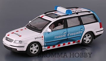 VW Passat - mossos d'esquadra - Klicka på bilden för att stänga